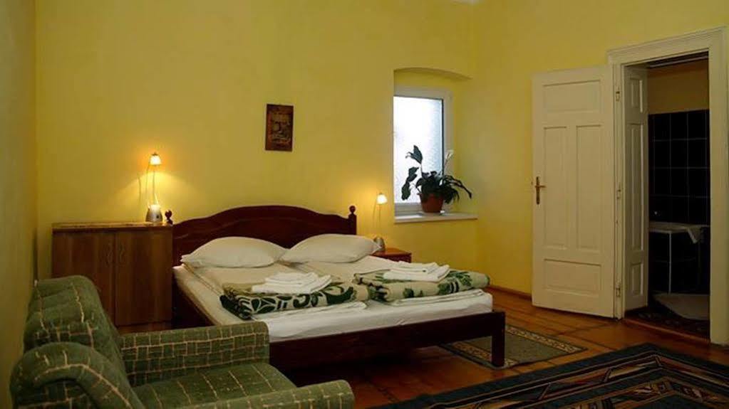 Guesthouse Casa Baciu Сібіу Екстер'єр фото